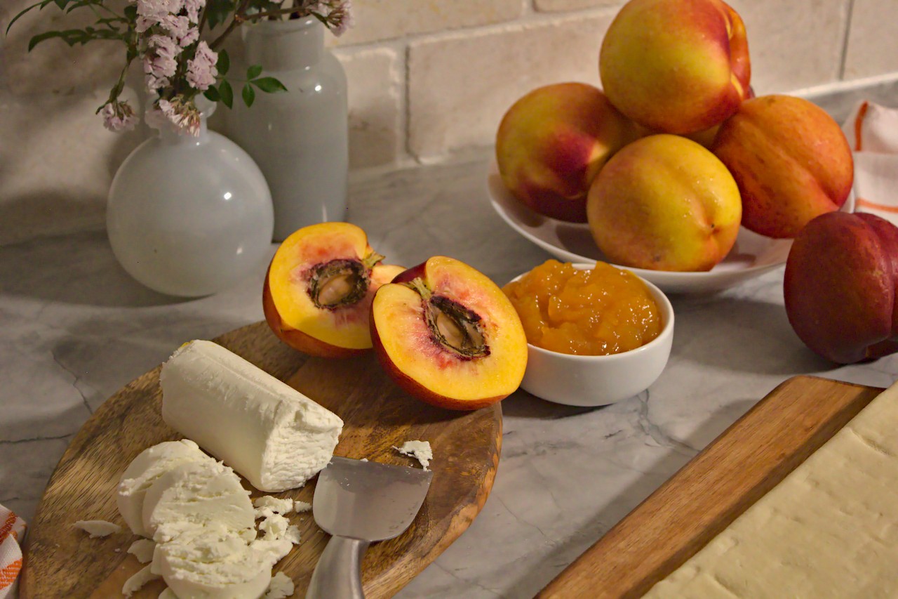 Nectarine and goat cheese tart ingredients